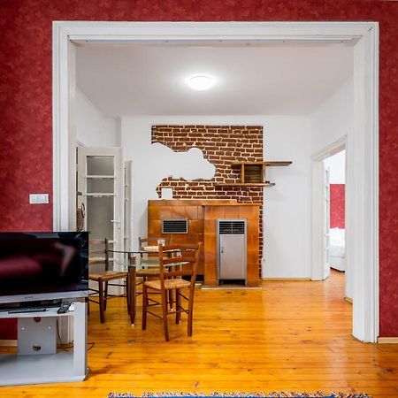Sofia'S Vintage Gem: Spacious 2Bd Flat On Solunska Apartamento Exterior foto
