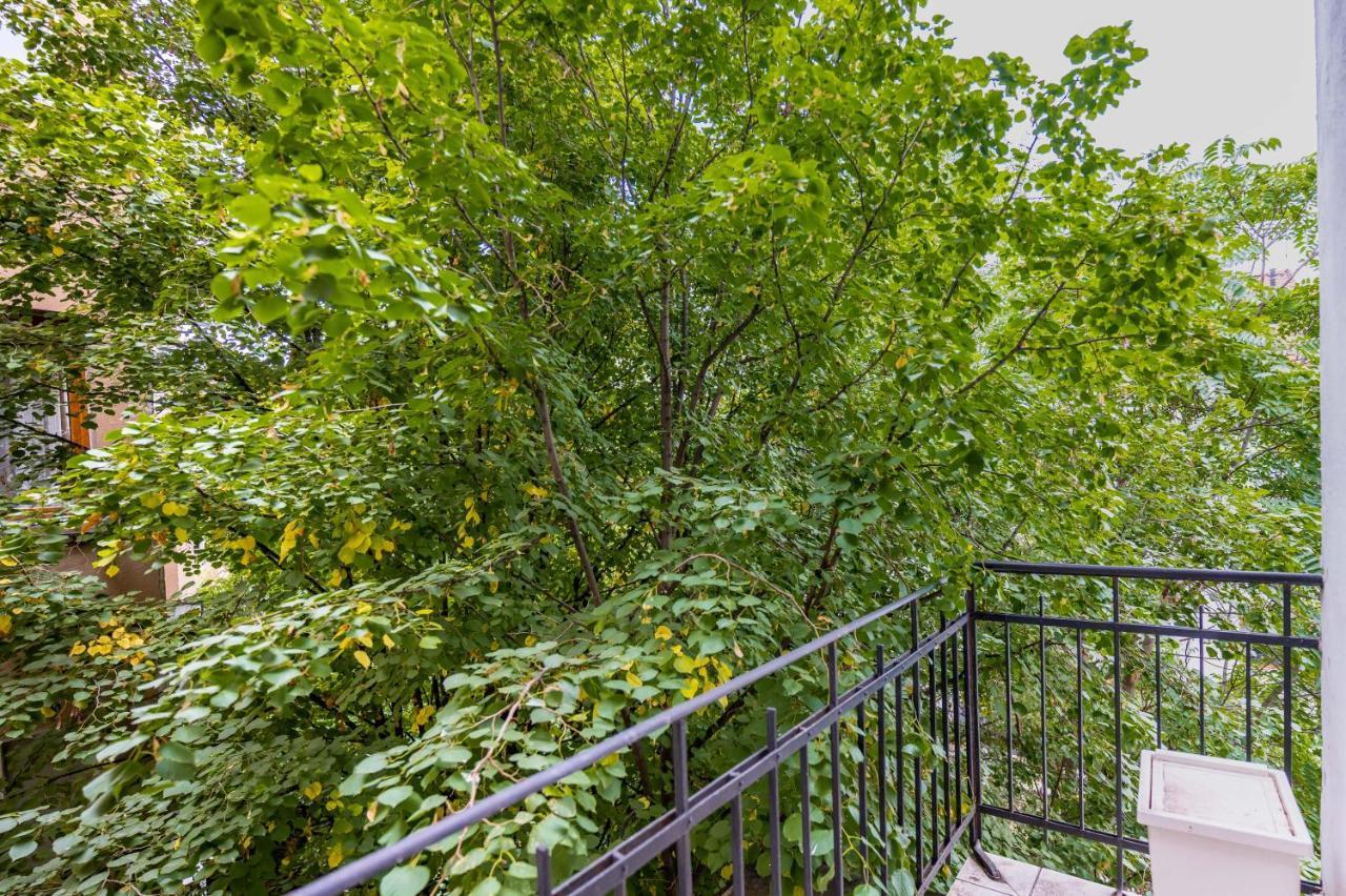 Sofia'S Vintage Gem: Spacious 2Bd Flat On Solunska Apartamento Exterior foto