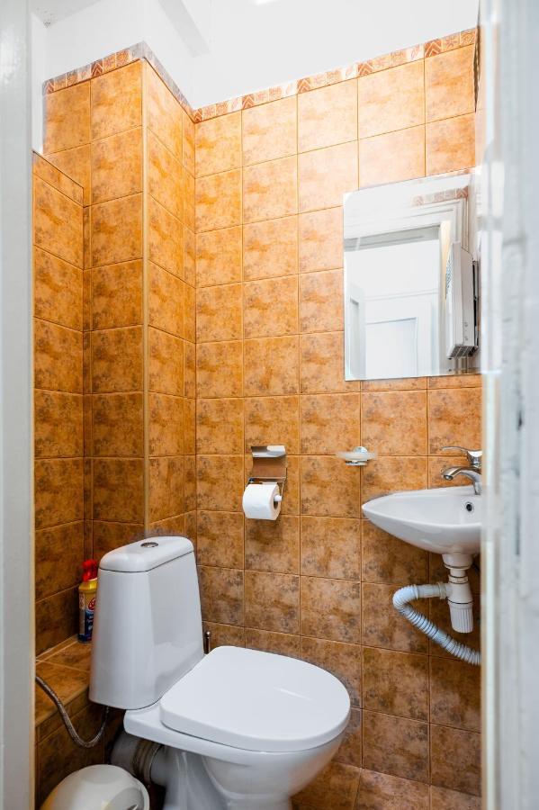 Sofia'S Vintage Gem: Spacious 2Bd Flat On Solunska Apartamento Exterior foto