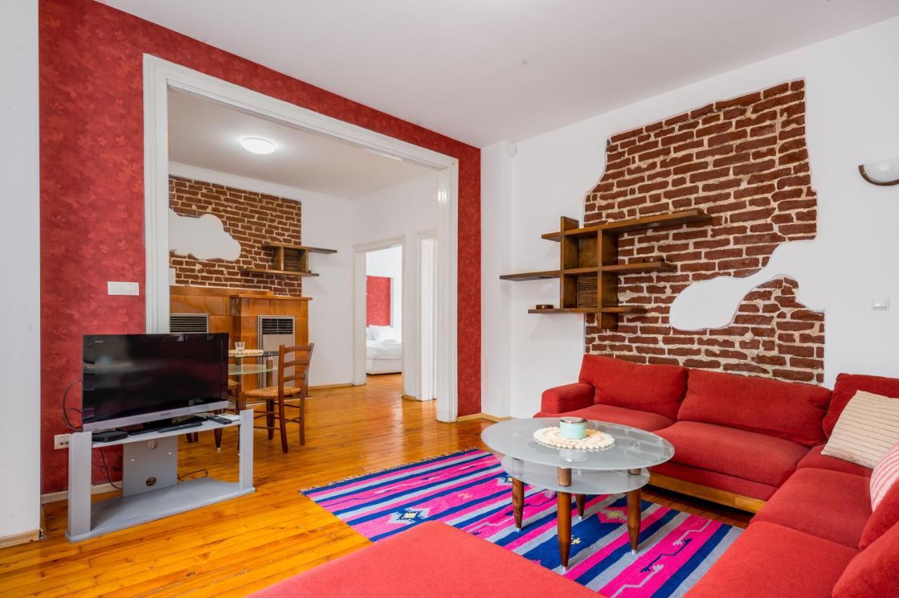 Sofia'S Vintage Gem: Spacious 2Bd Flat On Solunska Apartamento Exterior foto