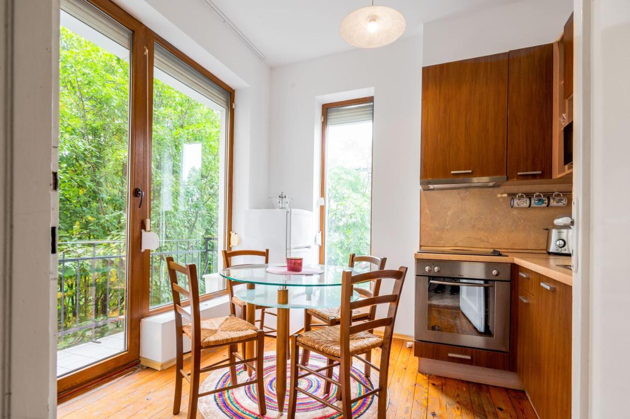 Sofia'S Vintage Gem: Spacious 2Bd Flat On Solunska Apartamento Exterior foto