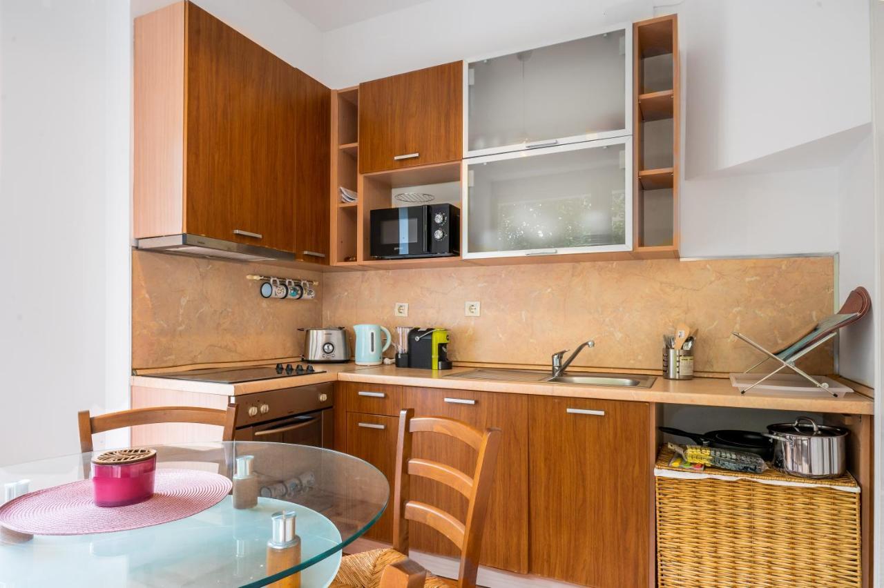 Sofia'S Vintage Gem: Spacious 2Bd Flat On Solunska Apartamento Exterior foto