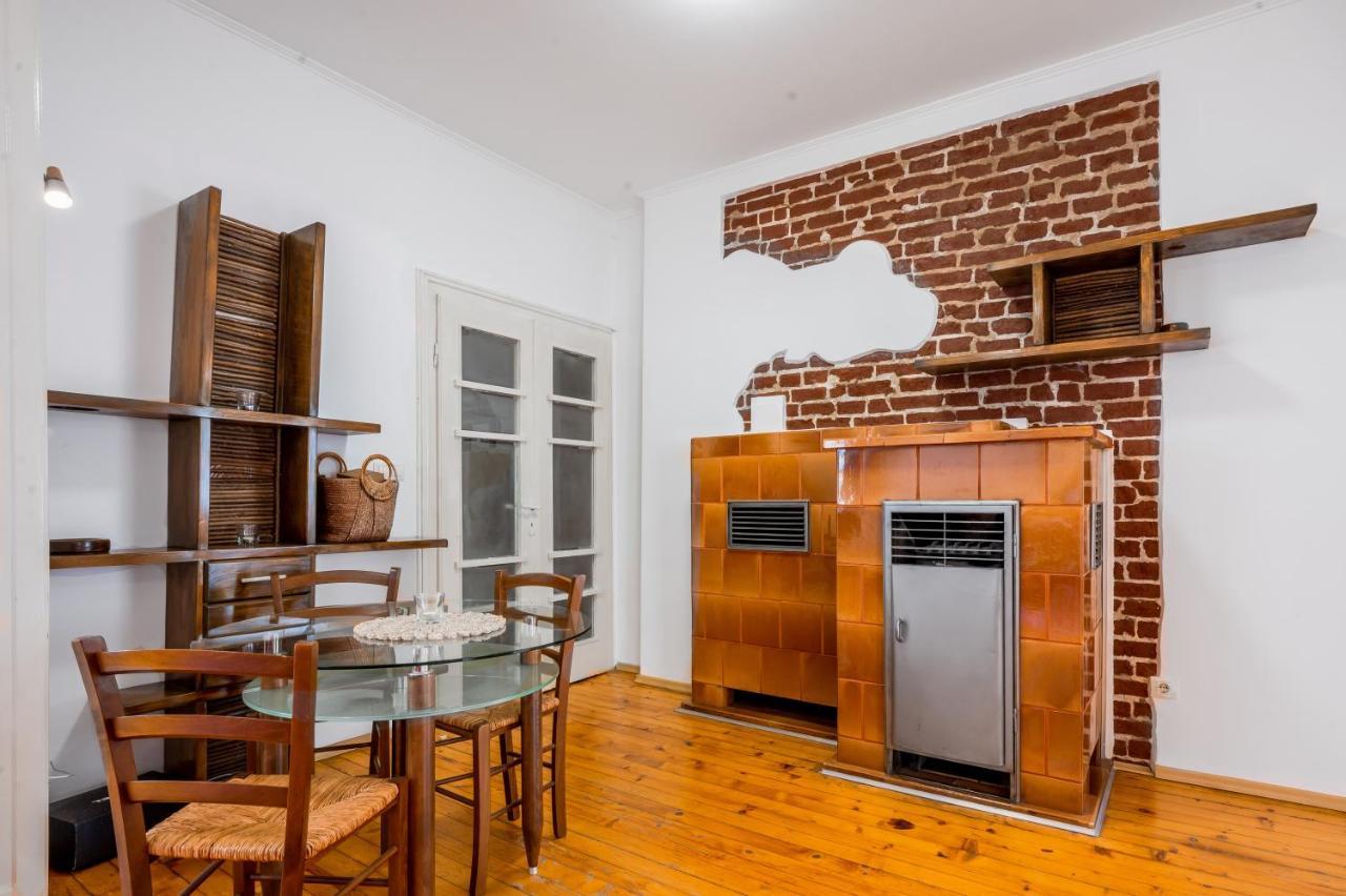Sofia'S Vintage Gem: Spacious 2Bd Flat On Solunska Apartamento Exterior foto