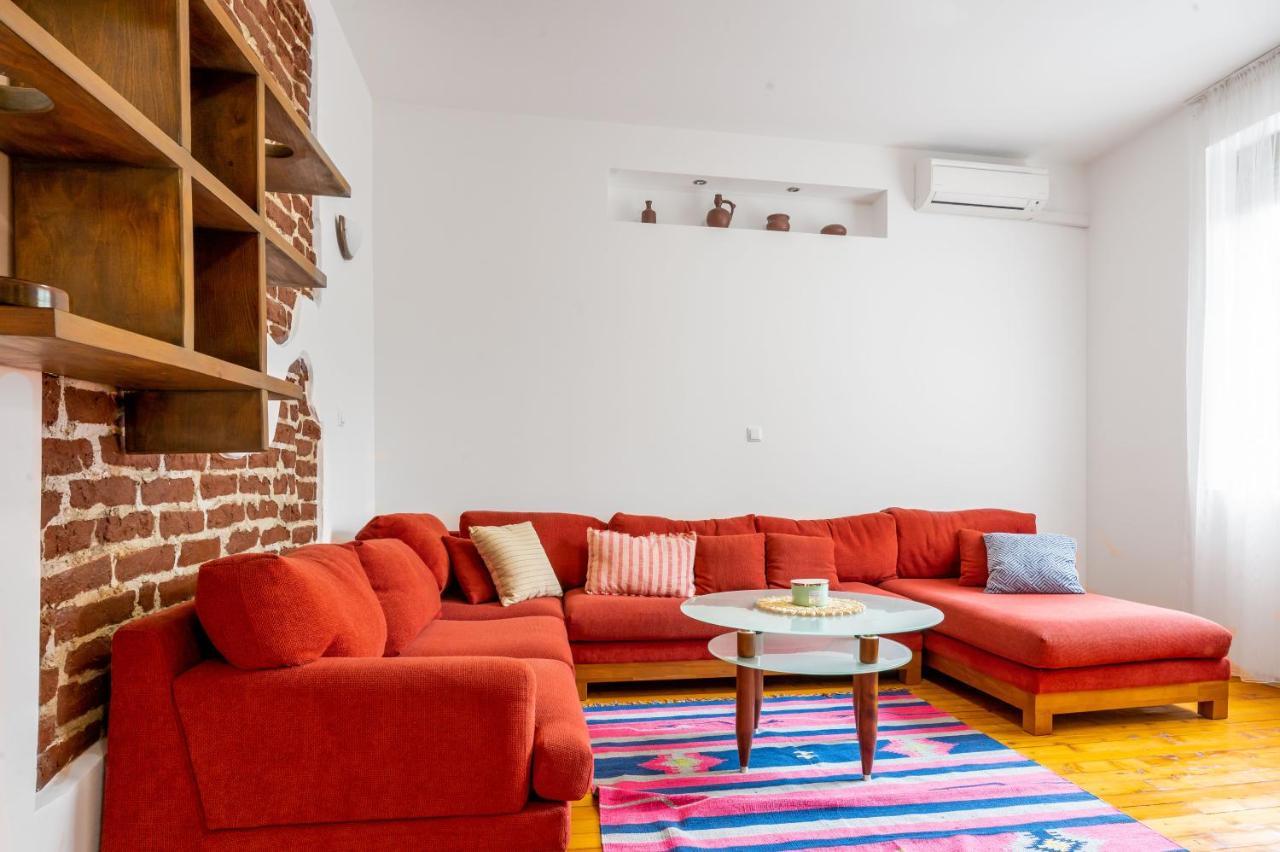Sofia'S Vintage Gem: Spacious 2Bd Flat On Solunska Apartamento Exterior foto